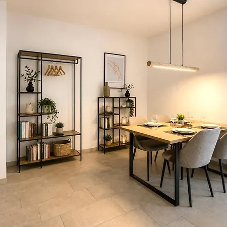 Bhh Living Ahaus: Balcony Apartamento