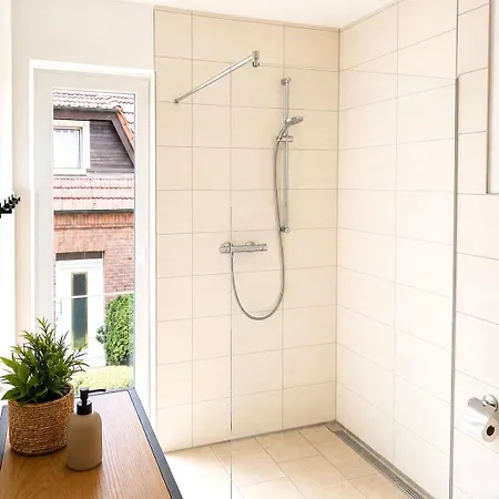 Bhh Living Ahaus: Balcony Apartamento *